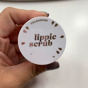COLOURPOP ONE IN A MELON LIPPIE SCRUB